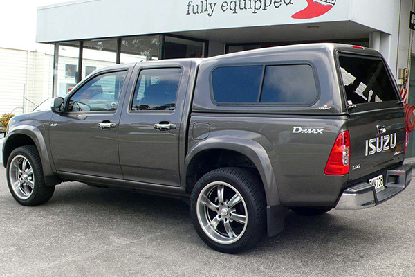 Isuzu D-Max Crown Canopy Sliding